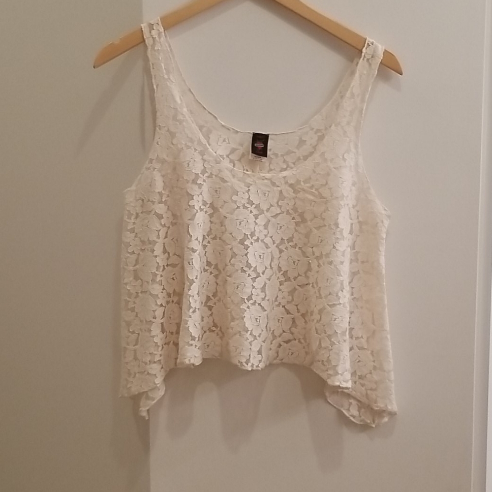 Lace Tank Top - Picture 2 of 3